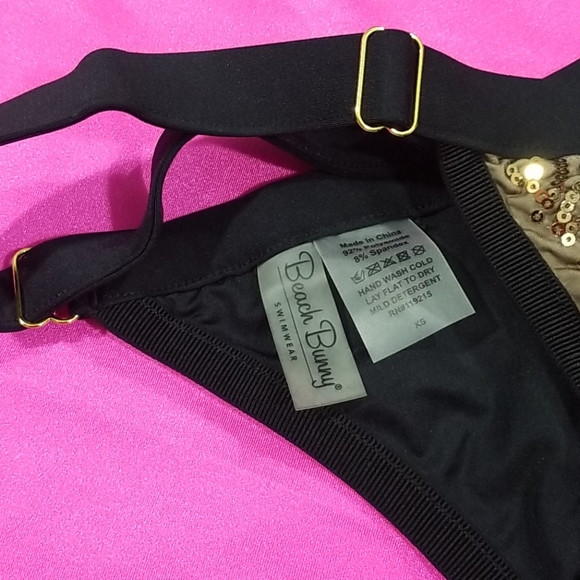 Like New. Perfect Condition. BEACH BUNNY AFTER DARK BIKINI SET - Picture 3 of 8